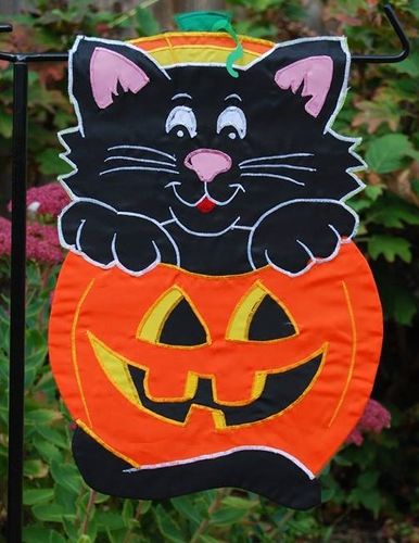 Halloween Kitten Greeting Garden Flag